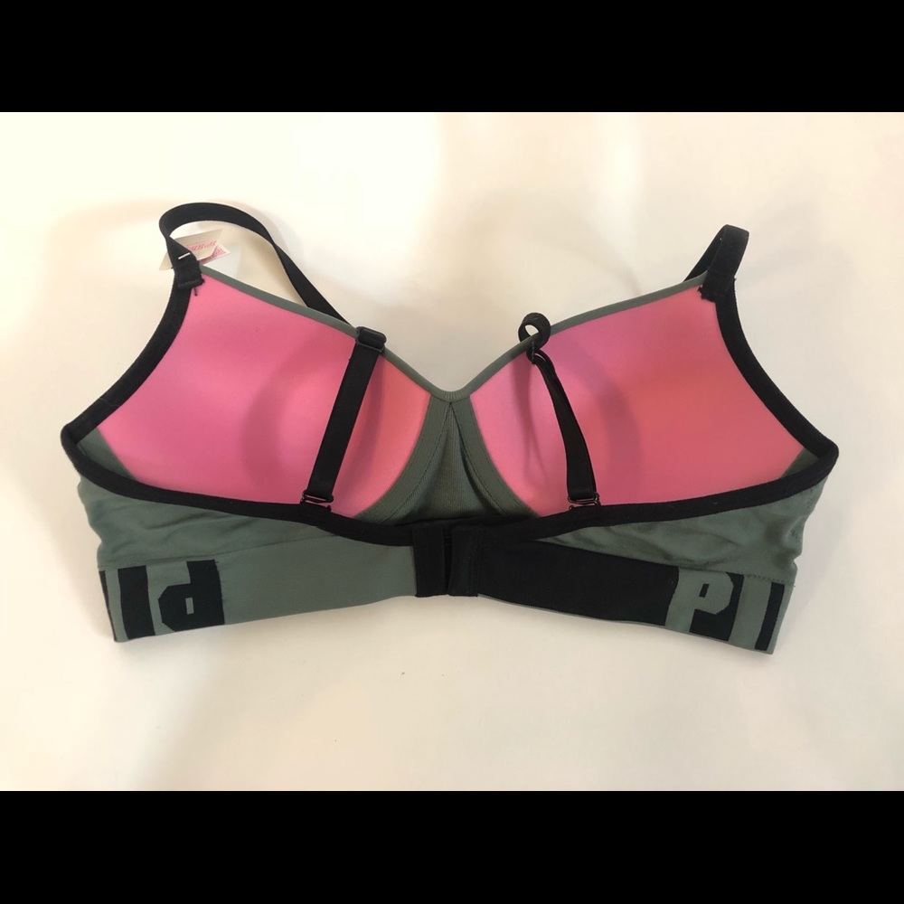 Victoria Secret Bra - Picture 3 of 5